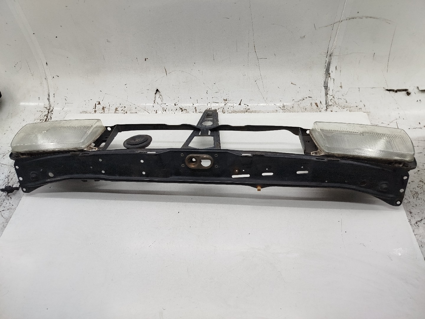 Frente em Fibra ou Chapa VOLKSWAGEN JETTA II (19E, 1G2, 165) | 83 - 92 Imagem-7