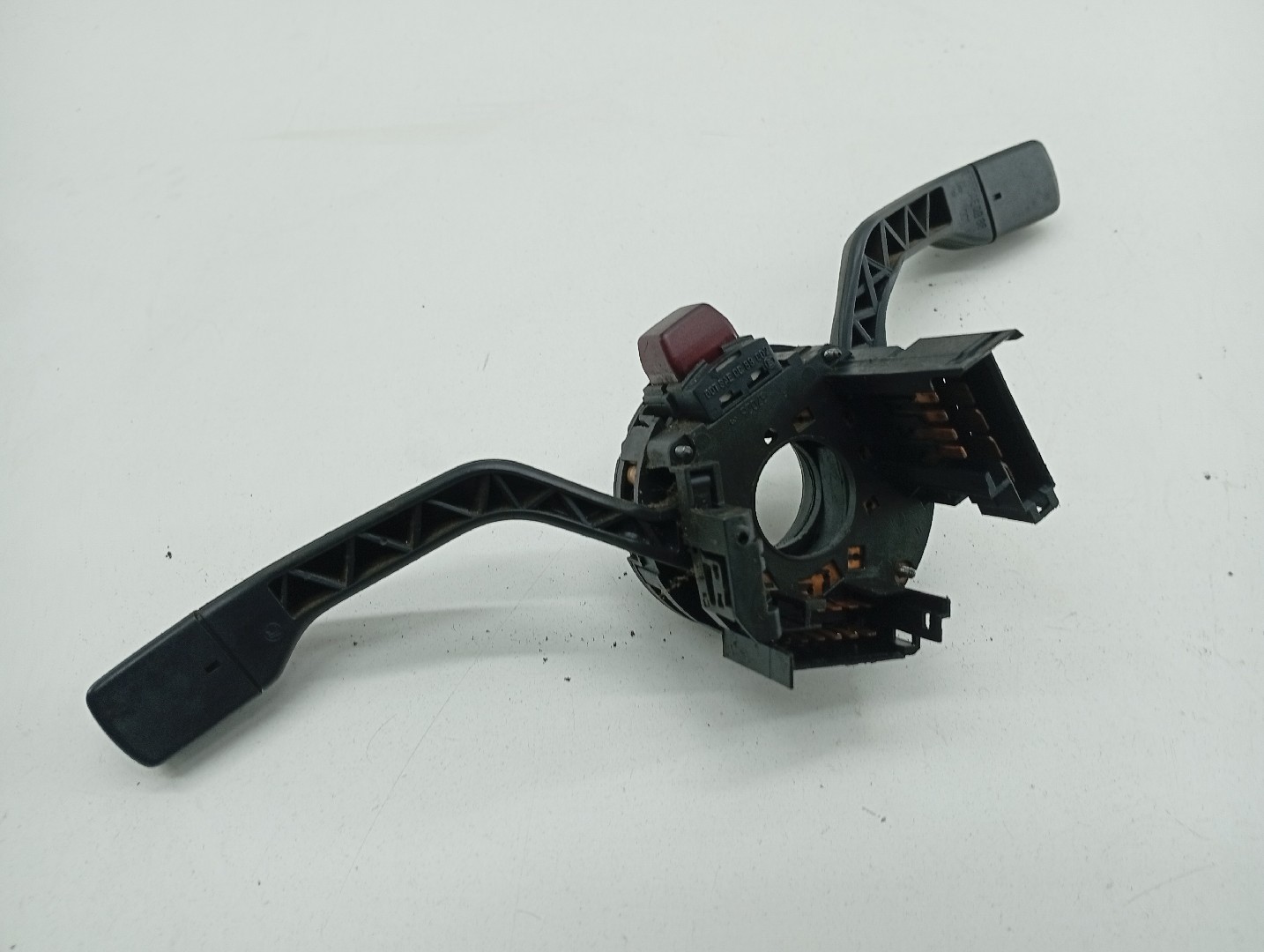 Comutador de piscas e limpa para-brisas VOLKSWAGEN JETTA II (19E, 1G2, 165) | 83 - 92 Imagem-2