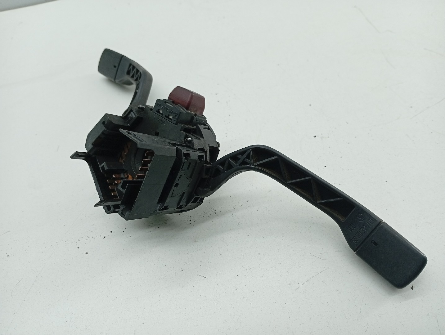 Comutador de piscas e limpa para-brisas VOLKSWAGEN JETTA II (19E, 1G2, 165) | 83 - 92 Imagem-3