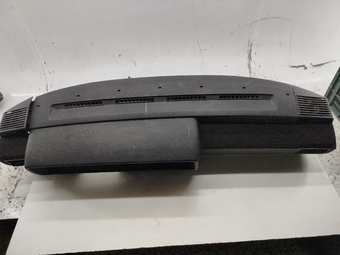 Tablier VOLKSWAGEN JETTA II (19E, 1G2, 165) | 83 - 92 Imagem-7