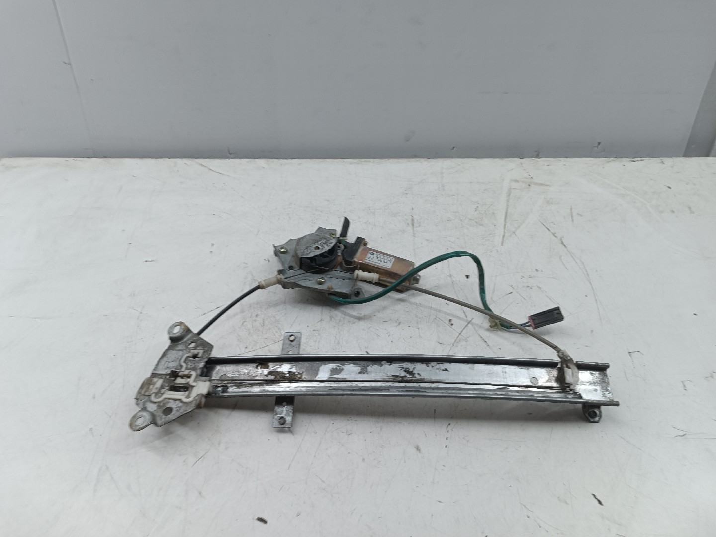 Elevador Trás Direito Elétrico NISSAN BLUEBIRD (T72 , T12, U12) | 85 - 90