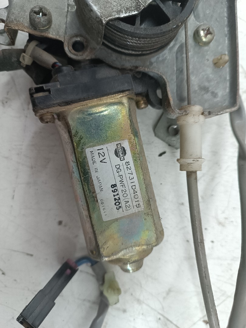 Elevador Trás Esquerdo Elétrico NISSAN BLUEBIRD (T72 , T12, U12) | 85 - 90 Imagem-1