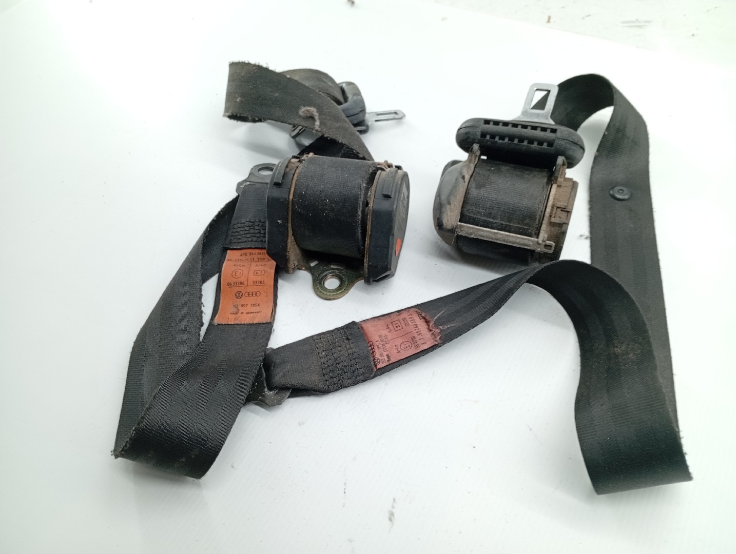 Pré-Tensores / Cintos VOLKSWAGEN JETTA II (19E, 1G2, 165) | 83 - 92 Imagem-2