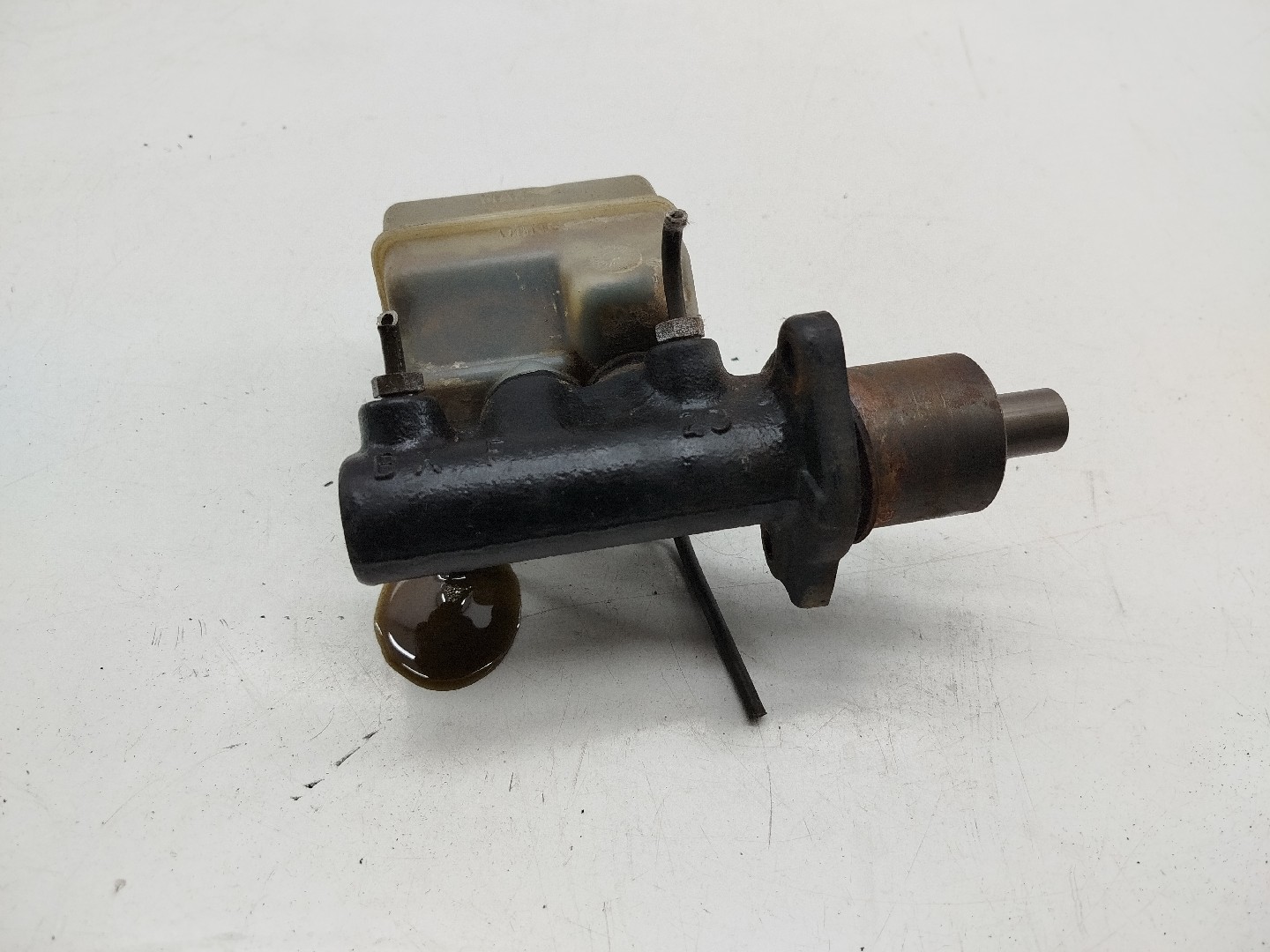 Bomba dos Travões VOLKSWAGEN JETTA II (19E, 1G2, 165) | 83 - 92 Imagem-3