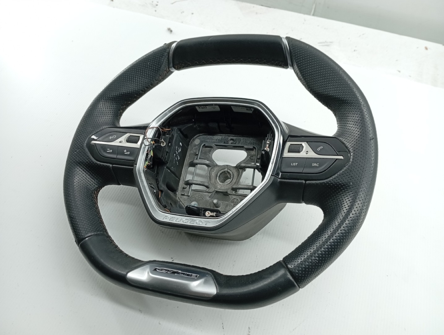 Volante PEUGEOT 5008 II | 16 - 