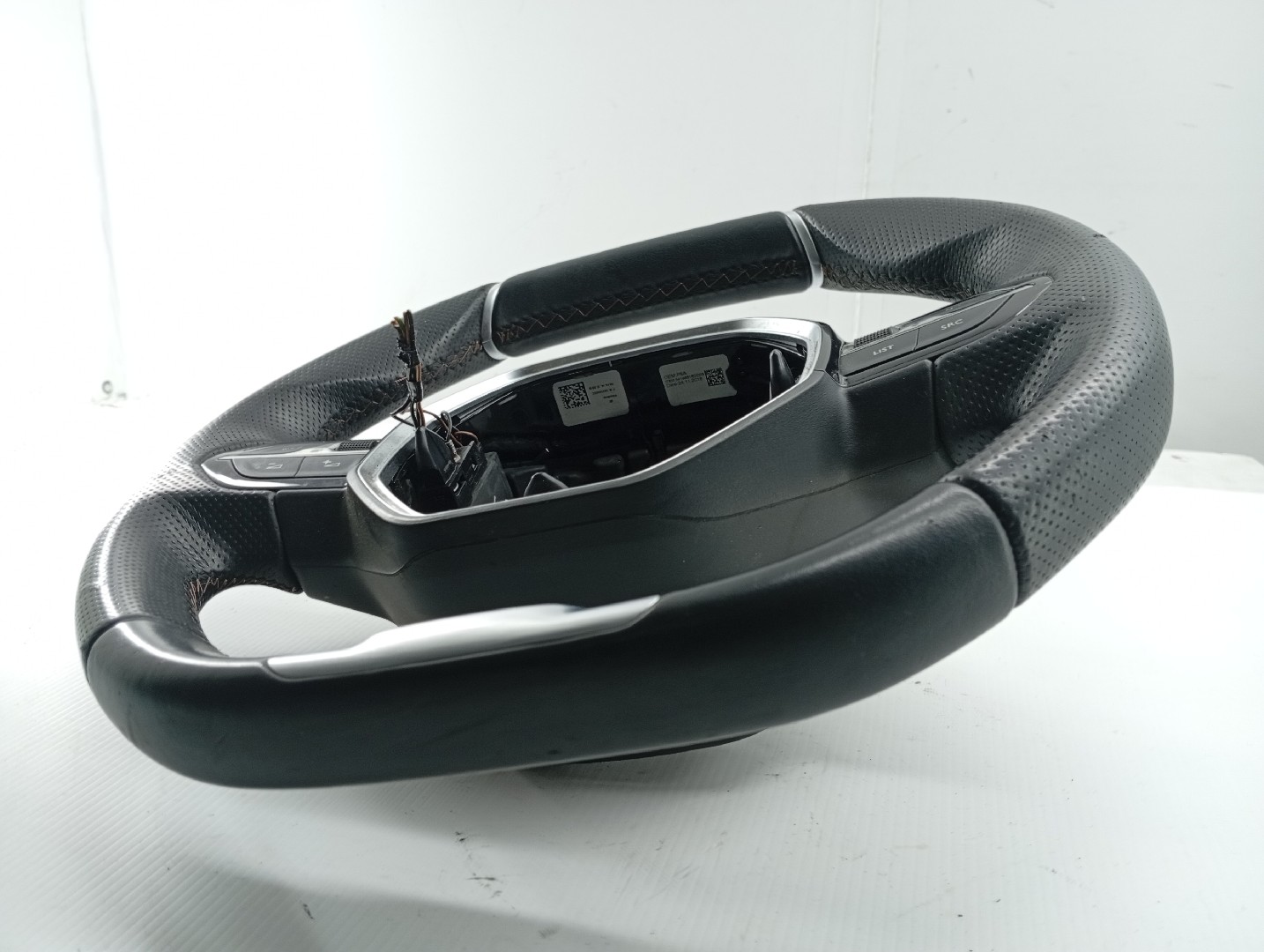 Volante PEUGEOT 5008 II | 16 -  Imagem-1