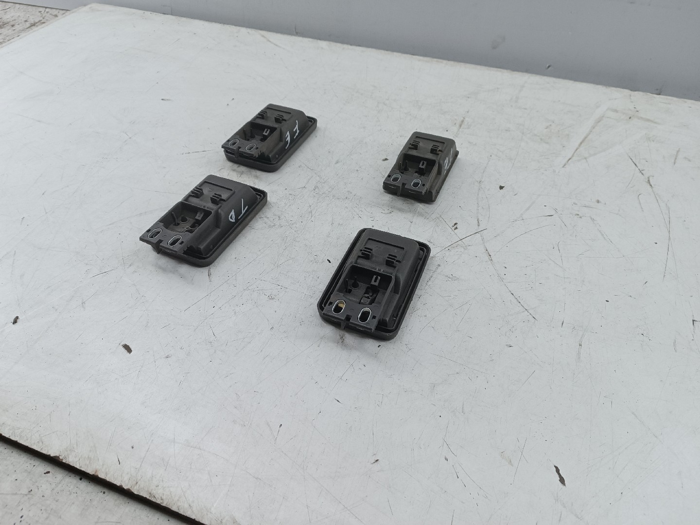 Puxador interior da porta NISSAN BLUEBIRD (T72 , T12, U12) | 85 - 90 Imagem-2