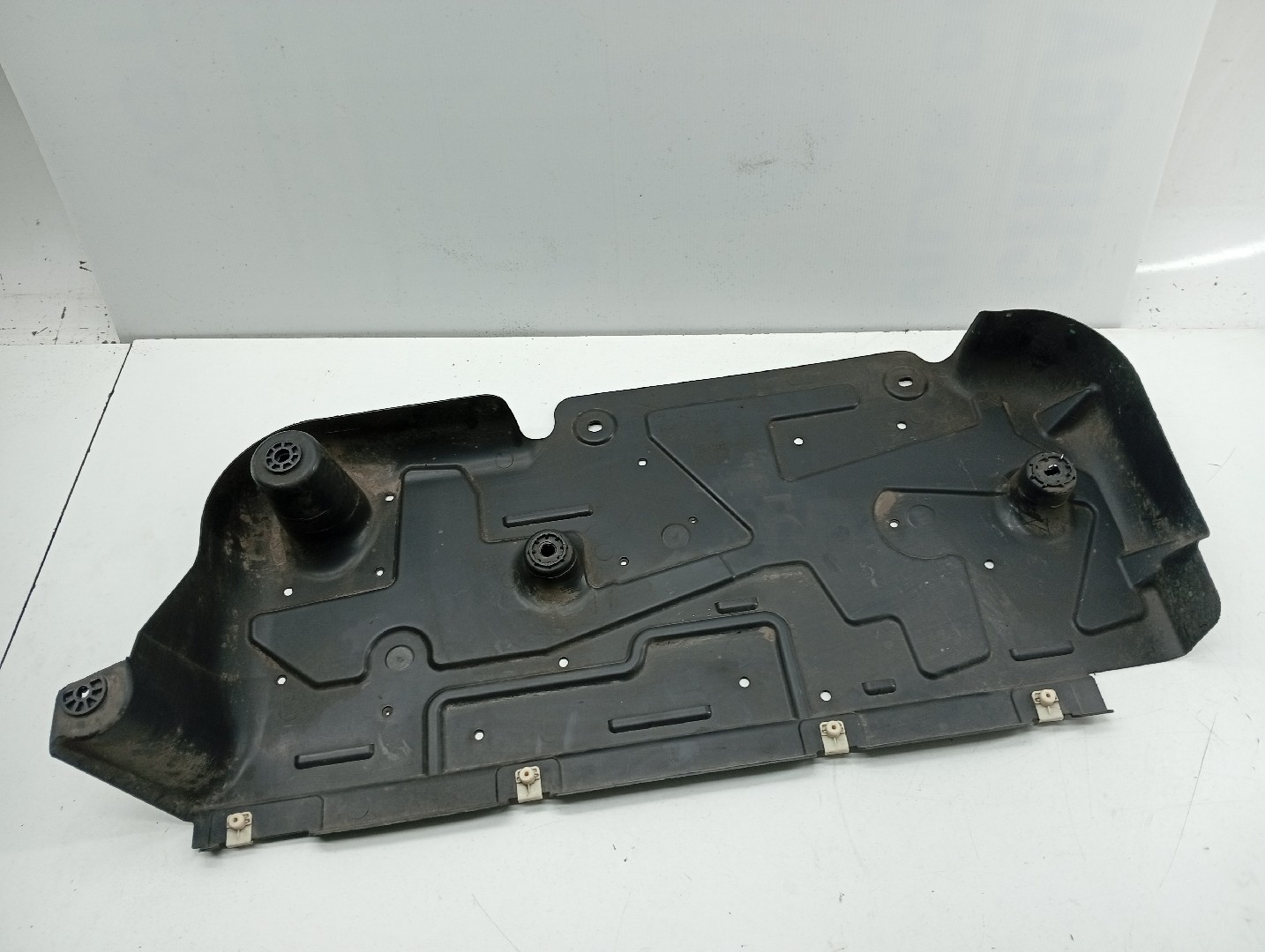 Proteção inferior de carroçaria PEUGEOT 5008 II | 16 - 