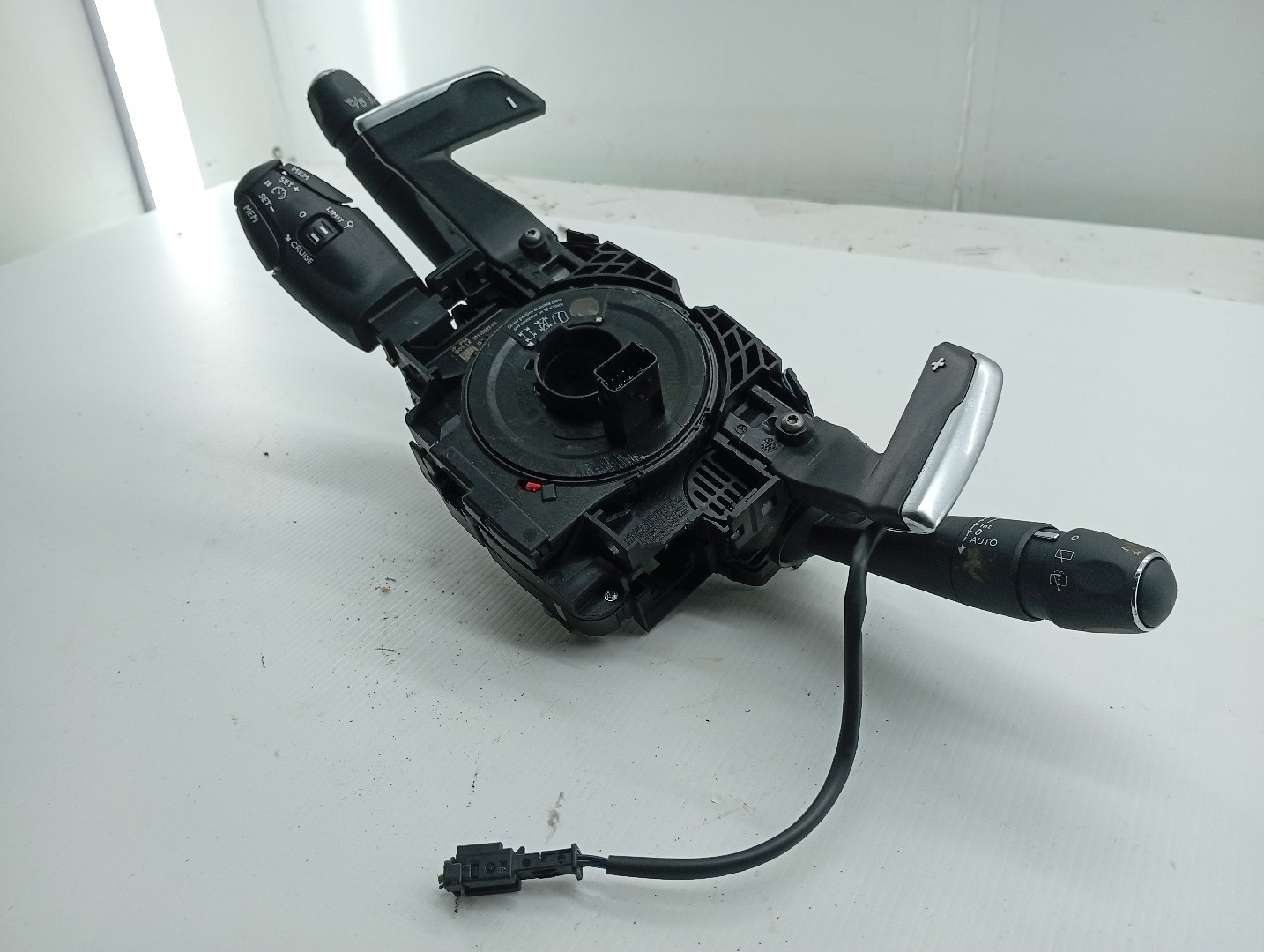 Comutador luzes,piscas,limp vidros e fita airbag PEUGEOT 5008 II | 16 -  Imagem-3