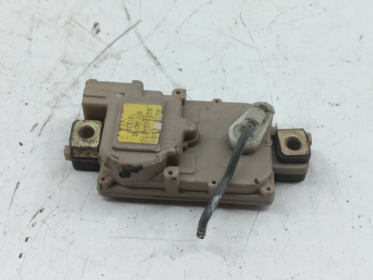 Fecho da Porta Frente Direito NISSAN BLUEBIRD (T72 , T12, U12) | 85 - 90 Imagem-3