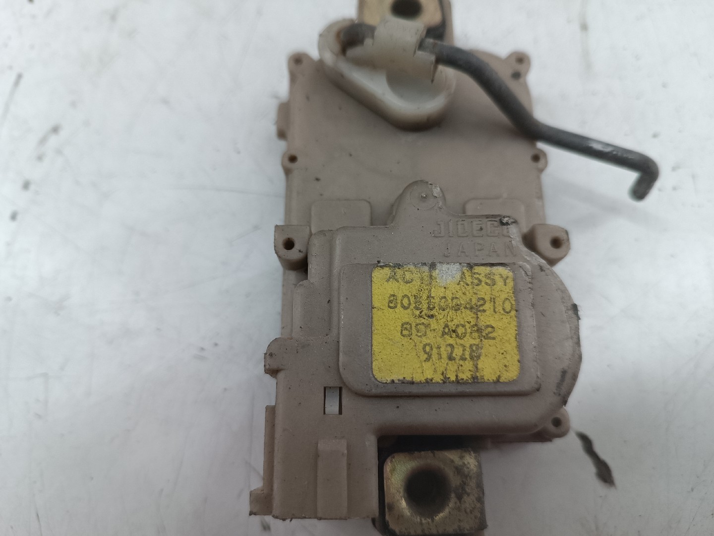 Fecho da Porta Frente Direito NISSAN BLUEBIRD (T72 , T12, U12) | 85 - 90 Imagem-4