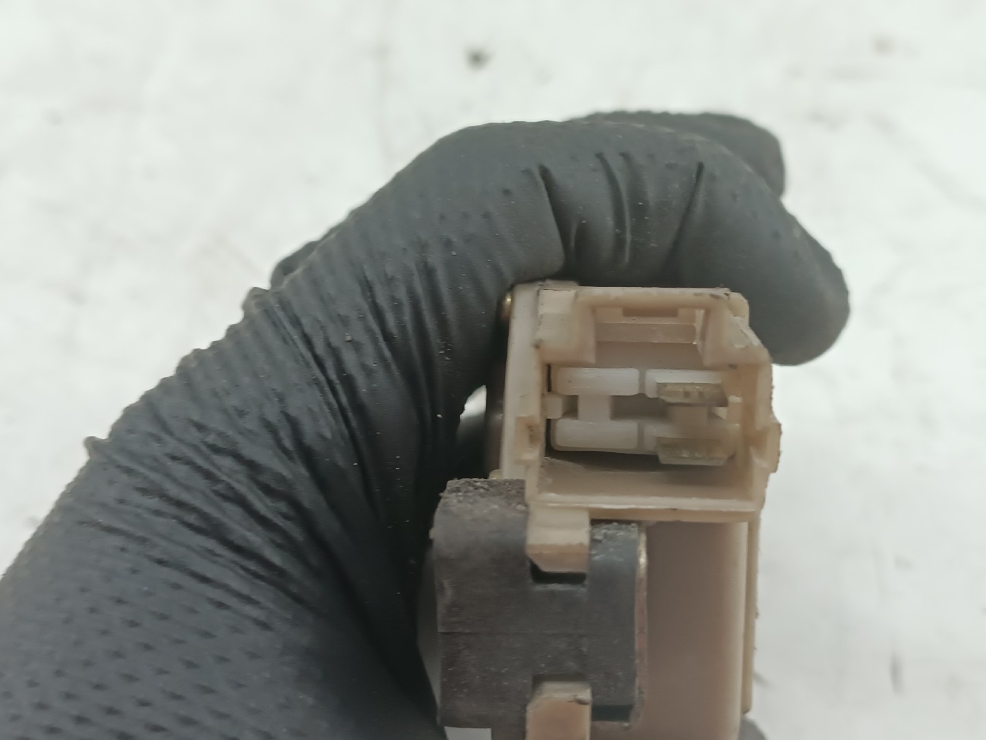 Fecho da Porta Frente Direito NISSAN BLUEBIRD (T72 , T12, U12) | 85 - 90 Imagem-5