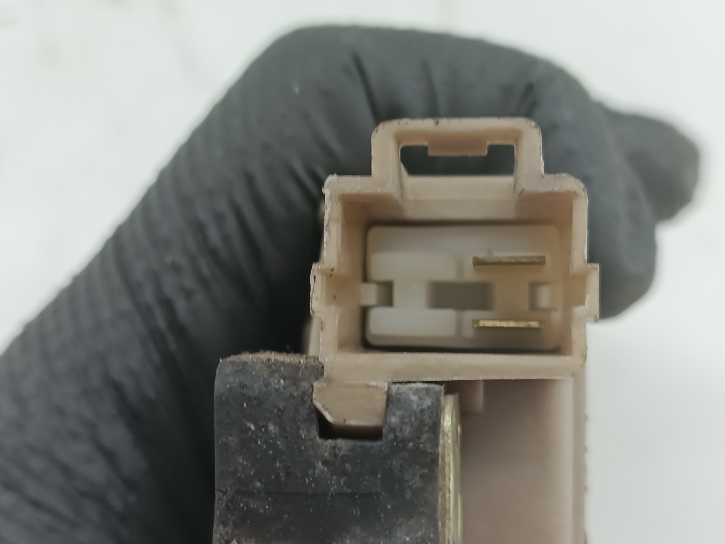 Fecho da Porta Trás Esquerdo NISSAN BLUEBIRD (T72 , T12, U12) | 85 - 90 Imagem-7