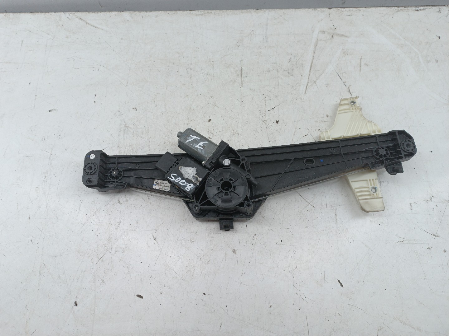 Elevador Trás Esquerdo Elétrico PEUGEOT 5008 II | 16 -  Imagem-1