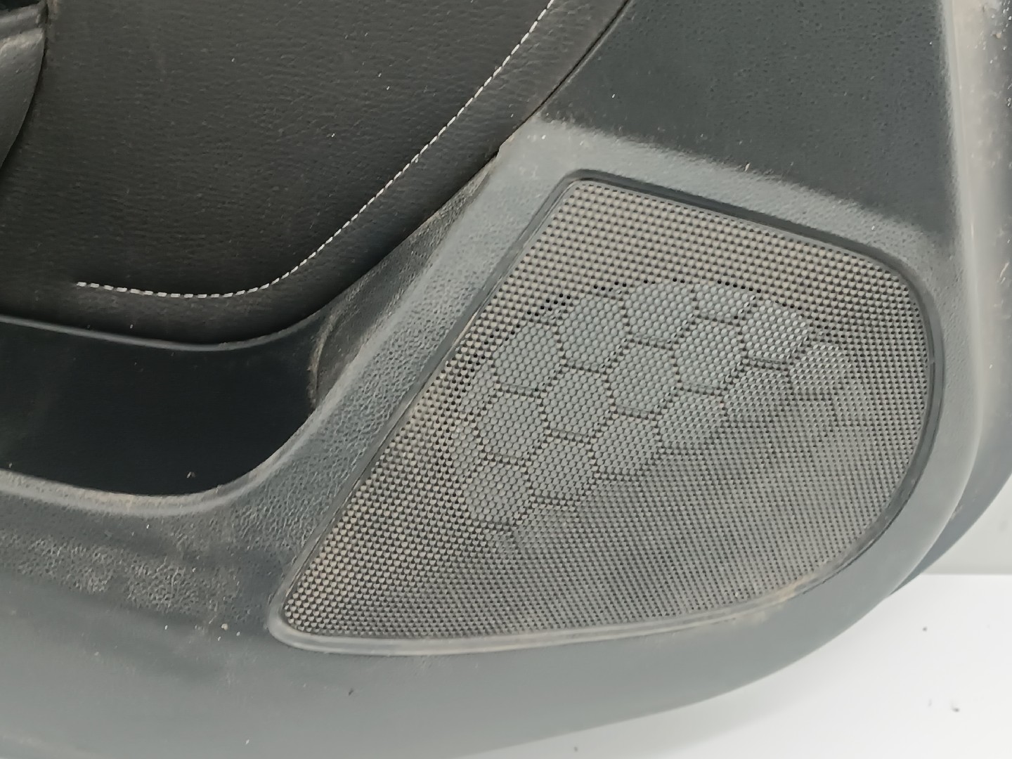 Quartela / forra Porta Tras Esquerdo OPEL ASTRA J Sports Tourer (P10) | 10 - 15 Imagem-7