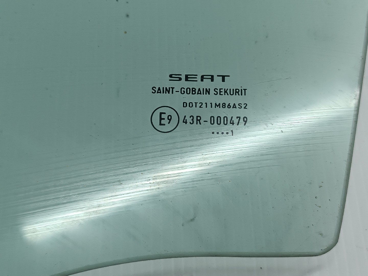 Vidro Porta Frente Esquerdo SEAT ALTEA XL (5P5, 5P8) | 06 -  Imagem-1