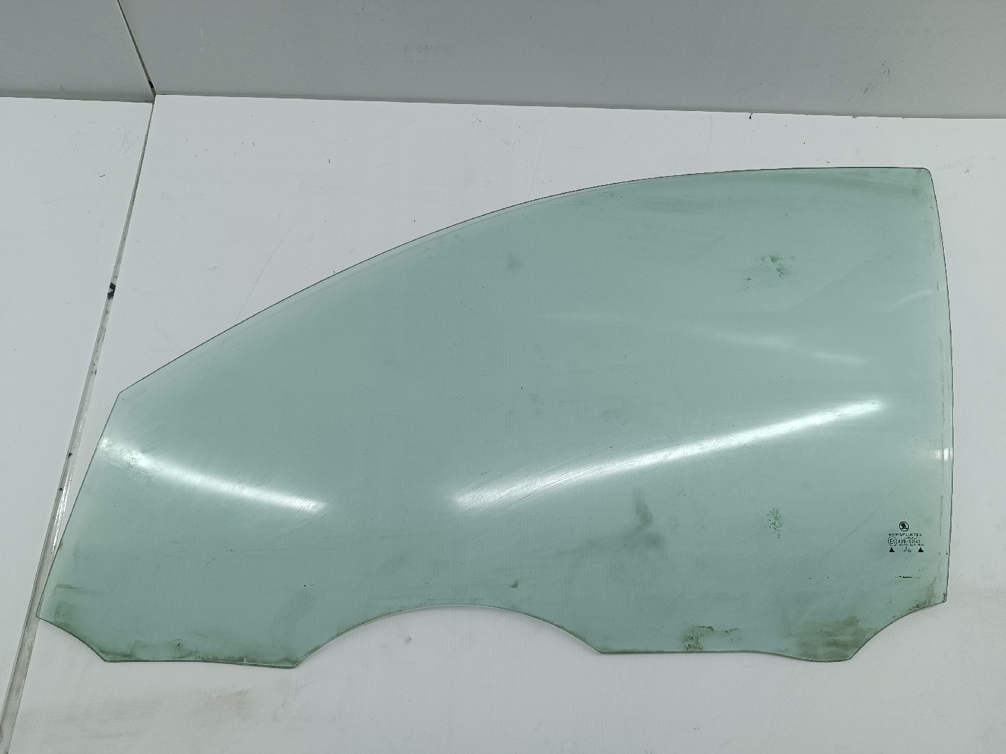 Vidro Porta Frente Esquerdo SKODA FABIA I (6Y2) | 99 - 08 Imagem-2