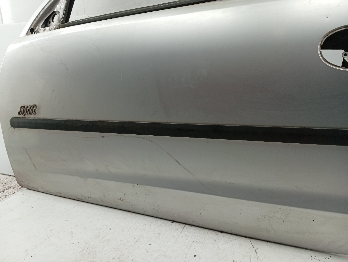 Porta Frente Esquerda OPEL CORSA C (X01) | 00 - 09 Imagem-1