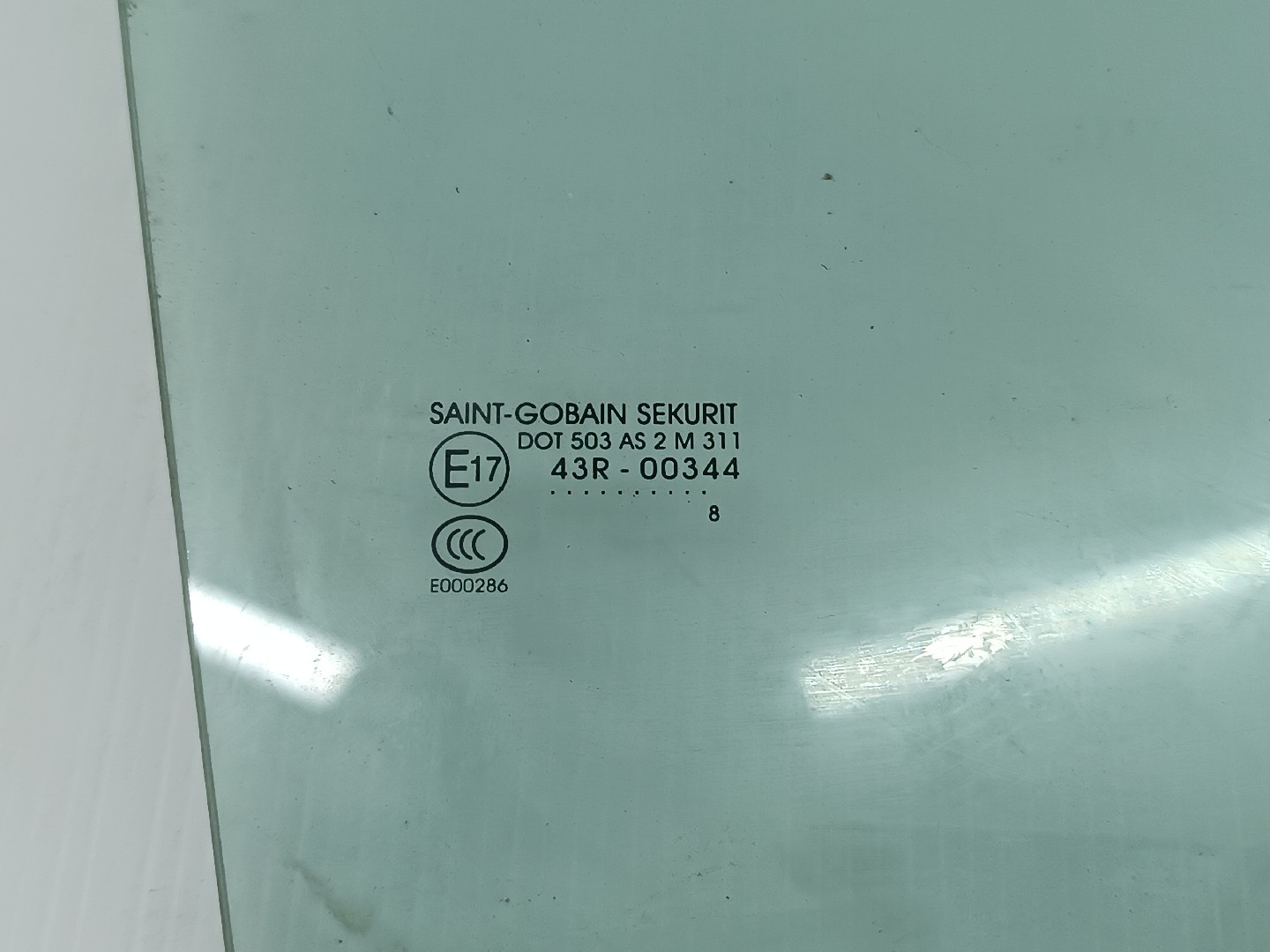 Vidro Porta Frente Direito SKODA FABIA I (6Y2) | 99 - 08 Imagem-1