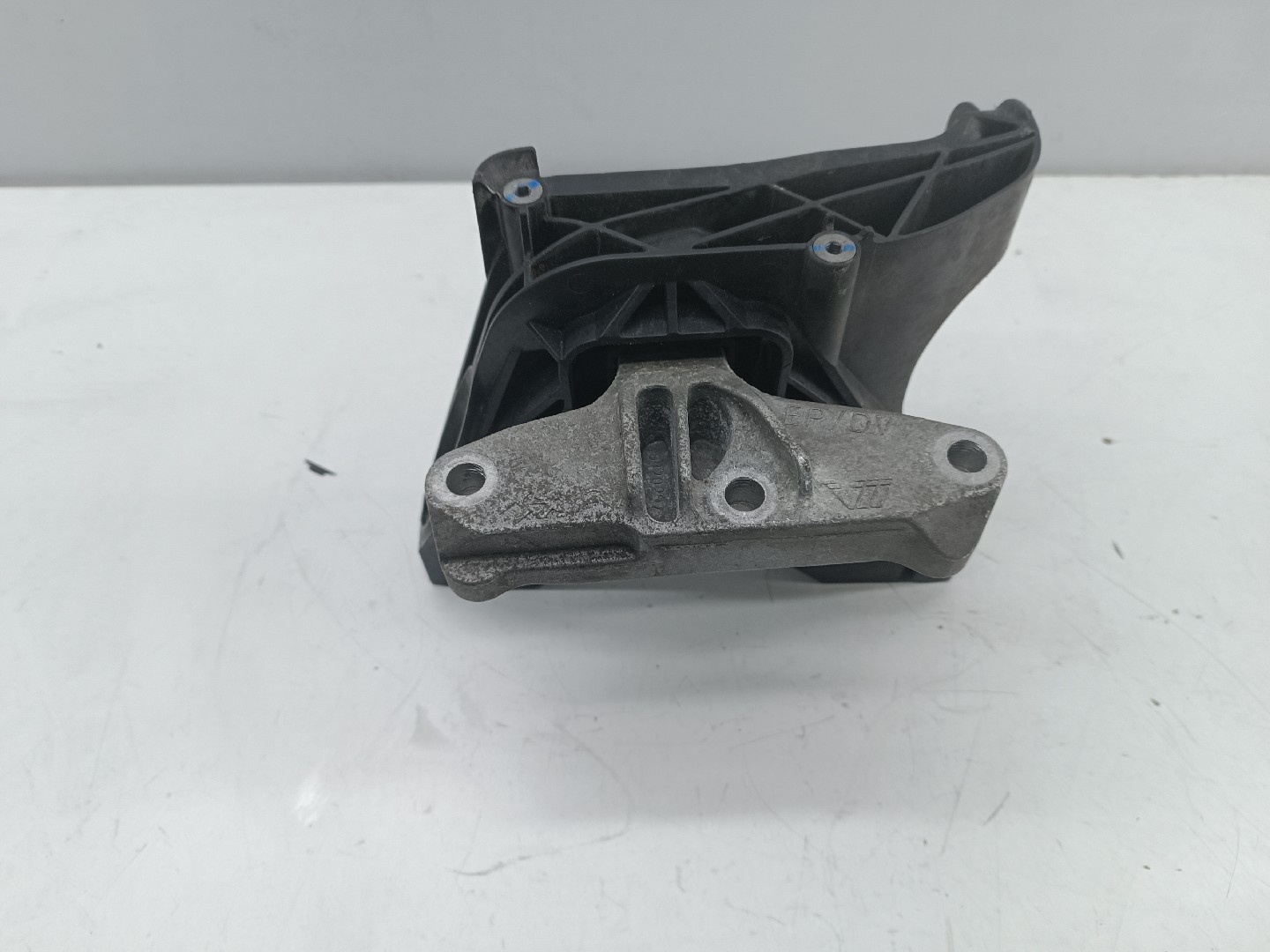Apoio de motor PEUGEOT 5008 II | 16 - 