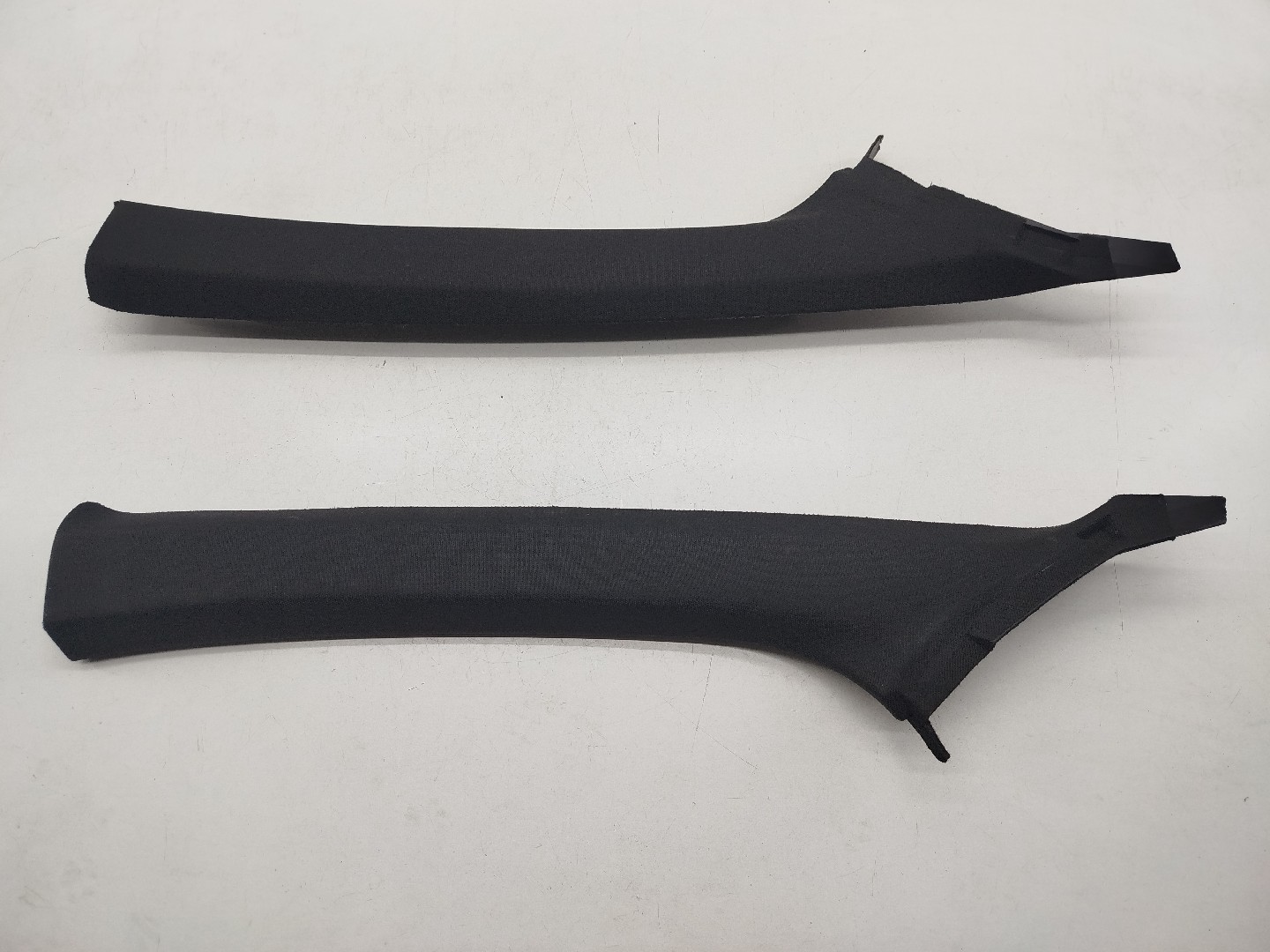 Moldura de pilar A PEUGEOT 5008 II | 16 - 