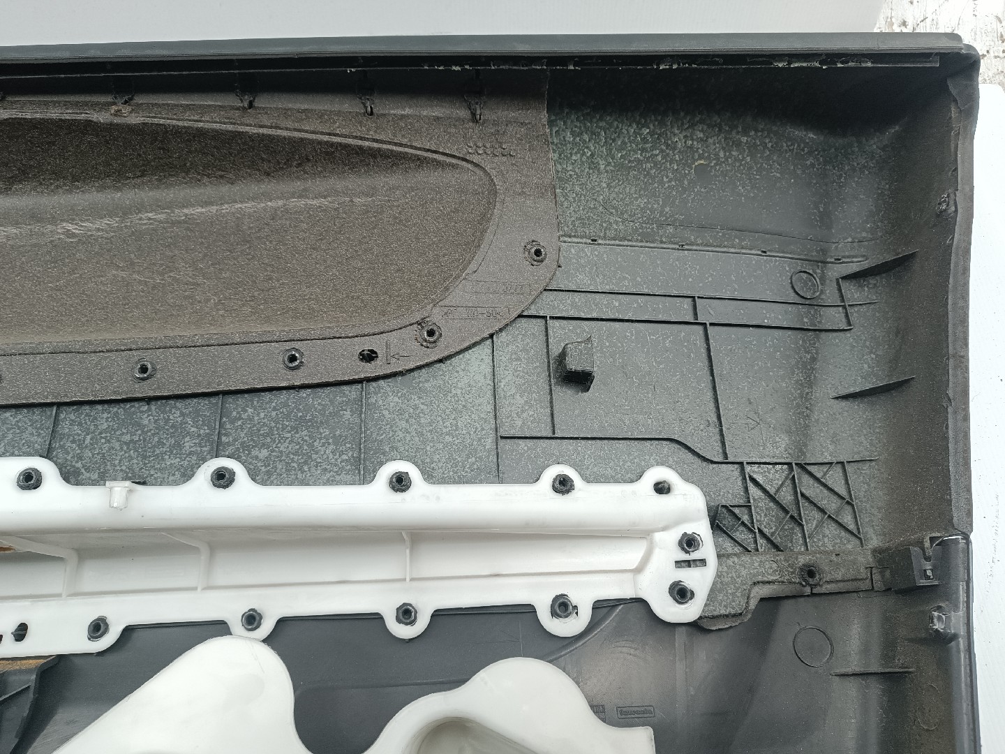 Quartela de porta frente esquerda CITROEN C4 Coupé (LA_) | 04 - 13 Imagem-2