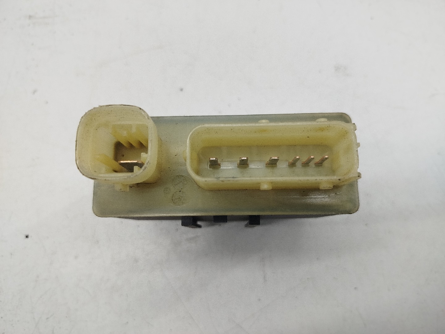 Relé temporizador de velas PEUGEOT 5008 II | 16 -  Imagem-1