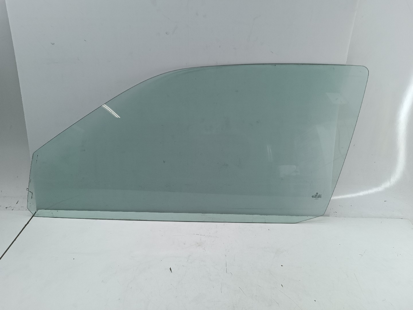 Vidro Porta Frente Esquerdo VOLKSWAGEN POLO (6N1) | 94 - 99