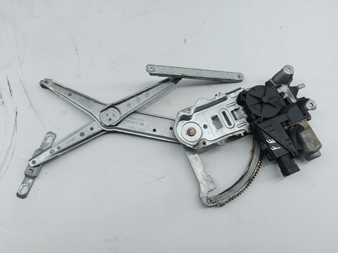 Motor e elevador de vidro frente esquerdo OPEL CORSA C (X01) | 00 - 09