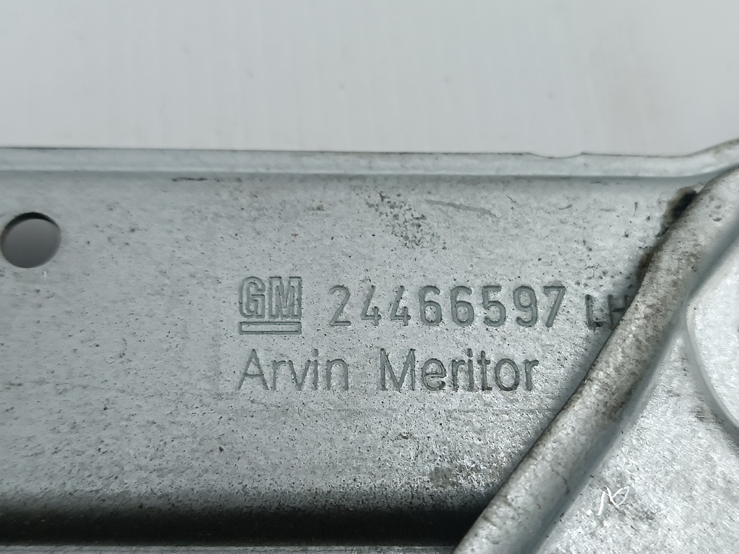 Motor e elevador de vidro frente esquerdo OPEL CORSA C (X01) | 00 - 09 Imagem-3