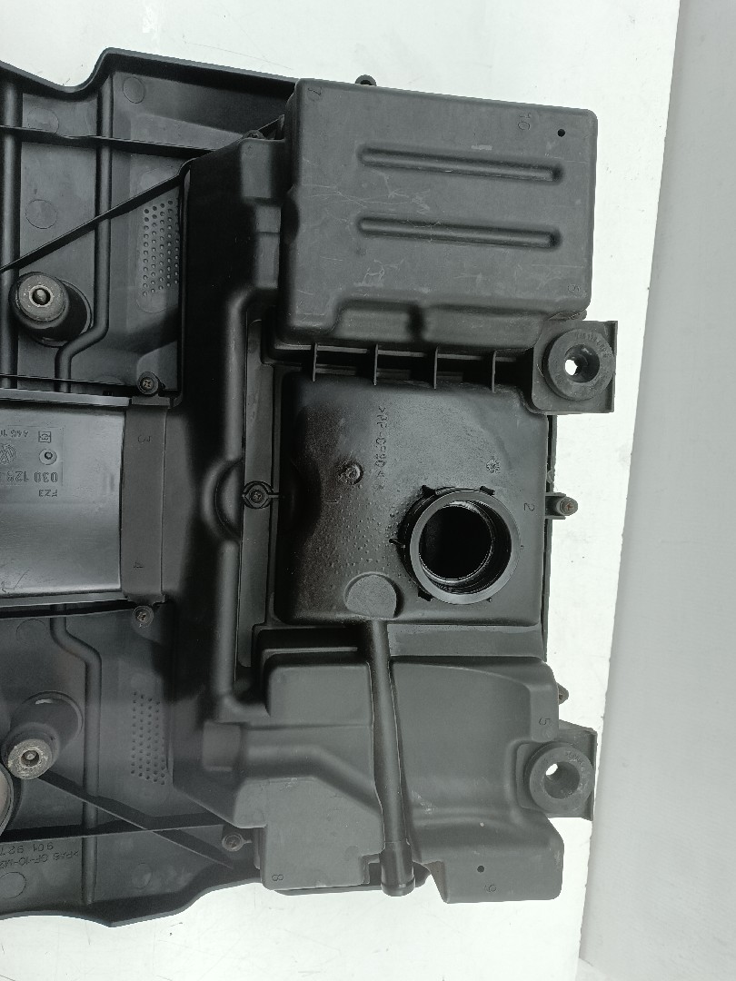 Tampa de motor VOLKSWAGEN POLO (6N1) | 94 - 99 Imagem-3
