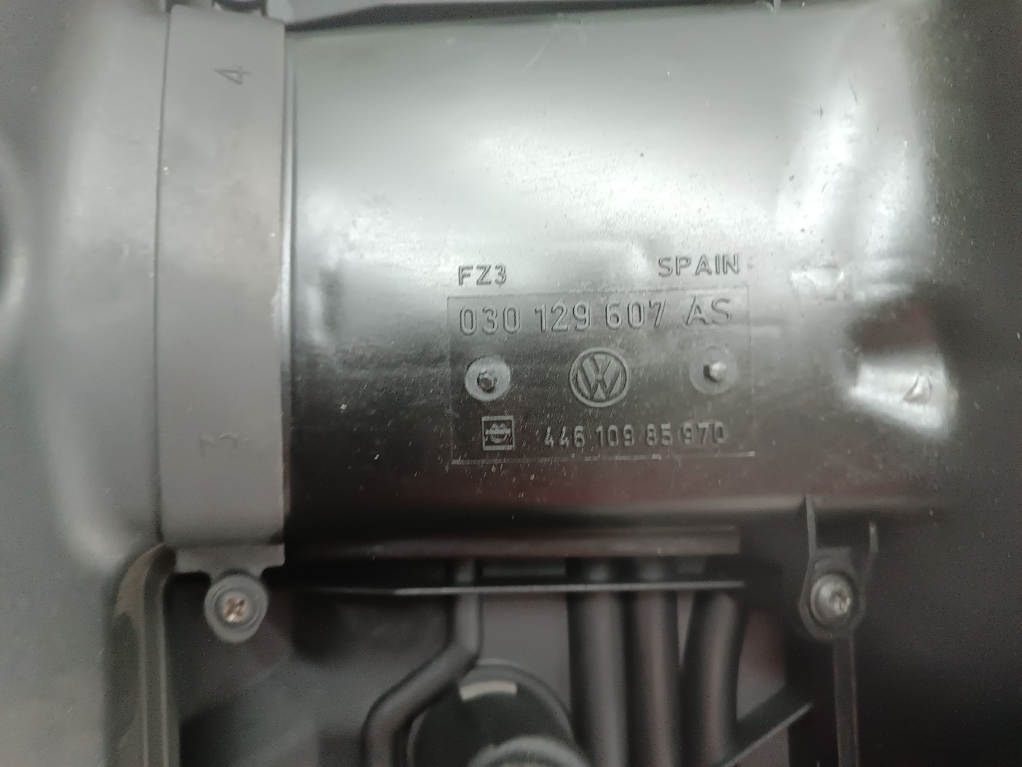 Tampa de motor VOLKSWAGEN POLO (6N1) | 94 - 99 Imagem-2