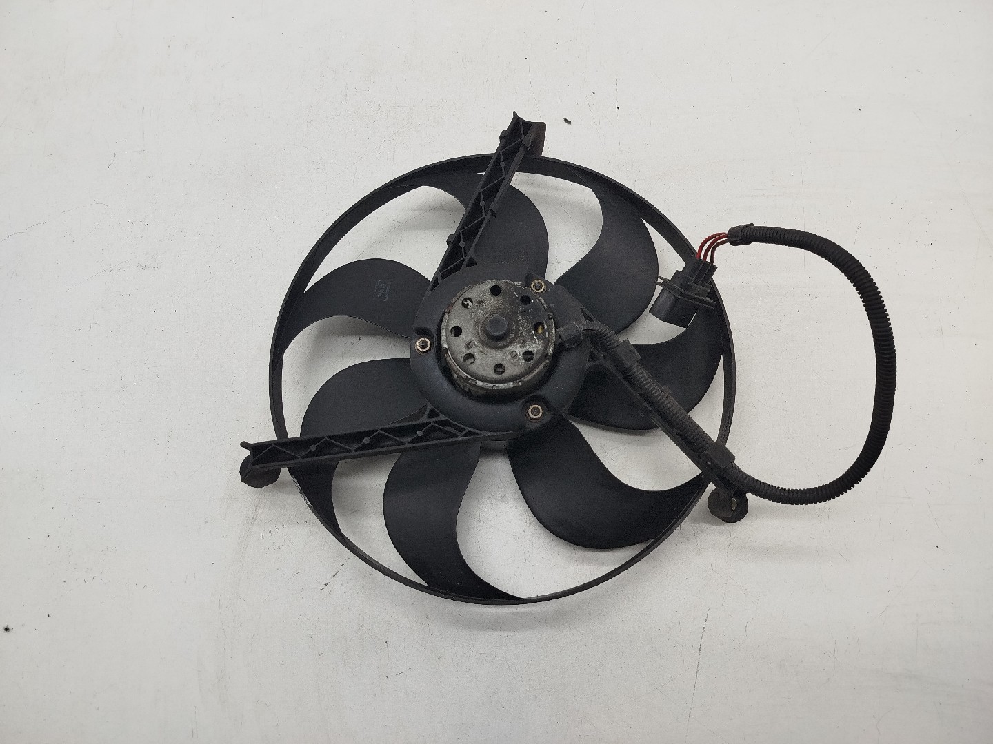 Termo ventilador VOLKSWAGEN POLO (6N1) | 94 - 99