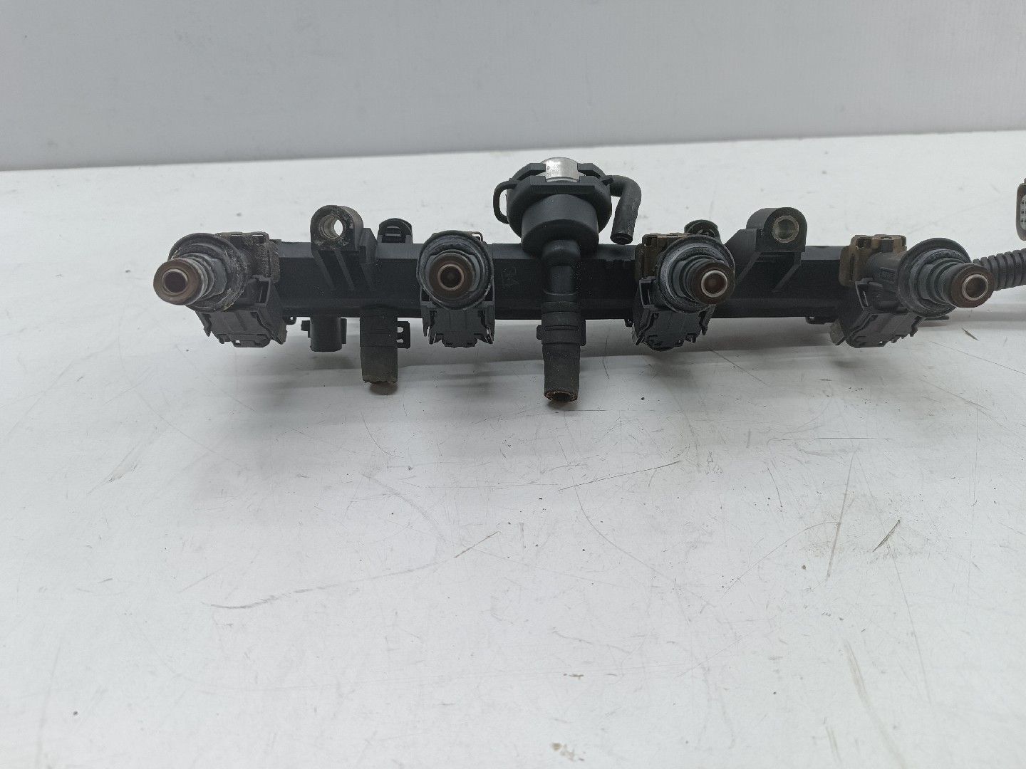 Regua Injectora VOLKSWAGEN POLO (6N1) | 94 - 99 Imagem-2