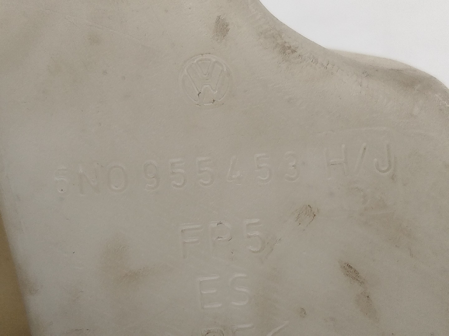 Reservatório de água do limpa para-brisas VOLKSWAGEN POLO (6N1) | 94 - 99 Imagem-1