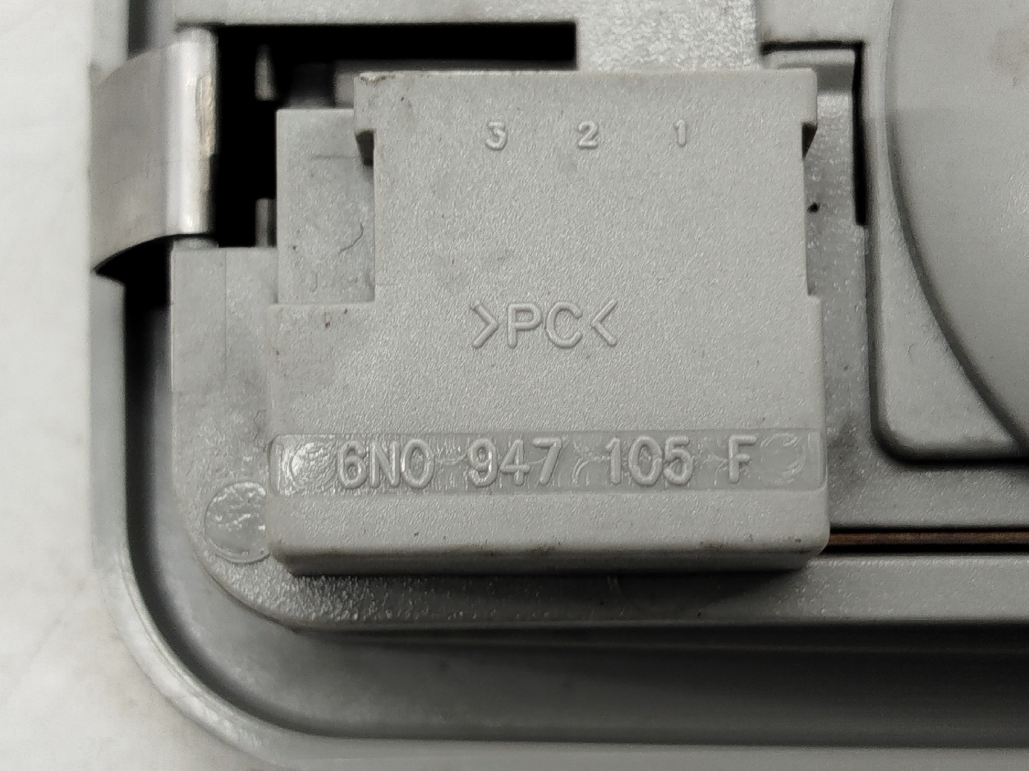 Plafonier VOLKSWAGEN POLO (6N1) | 94 - 99 Imagem-2