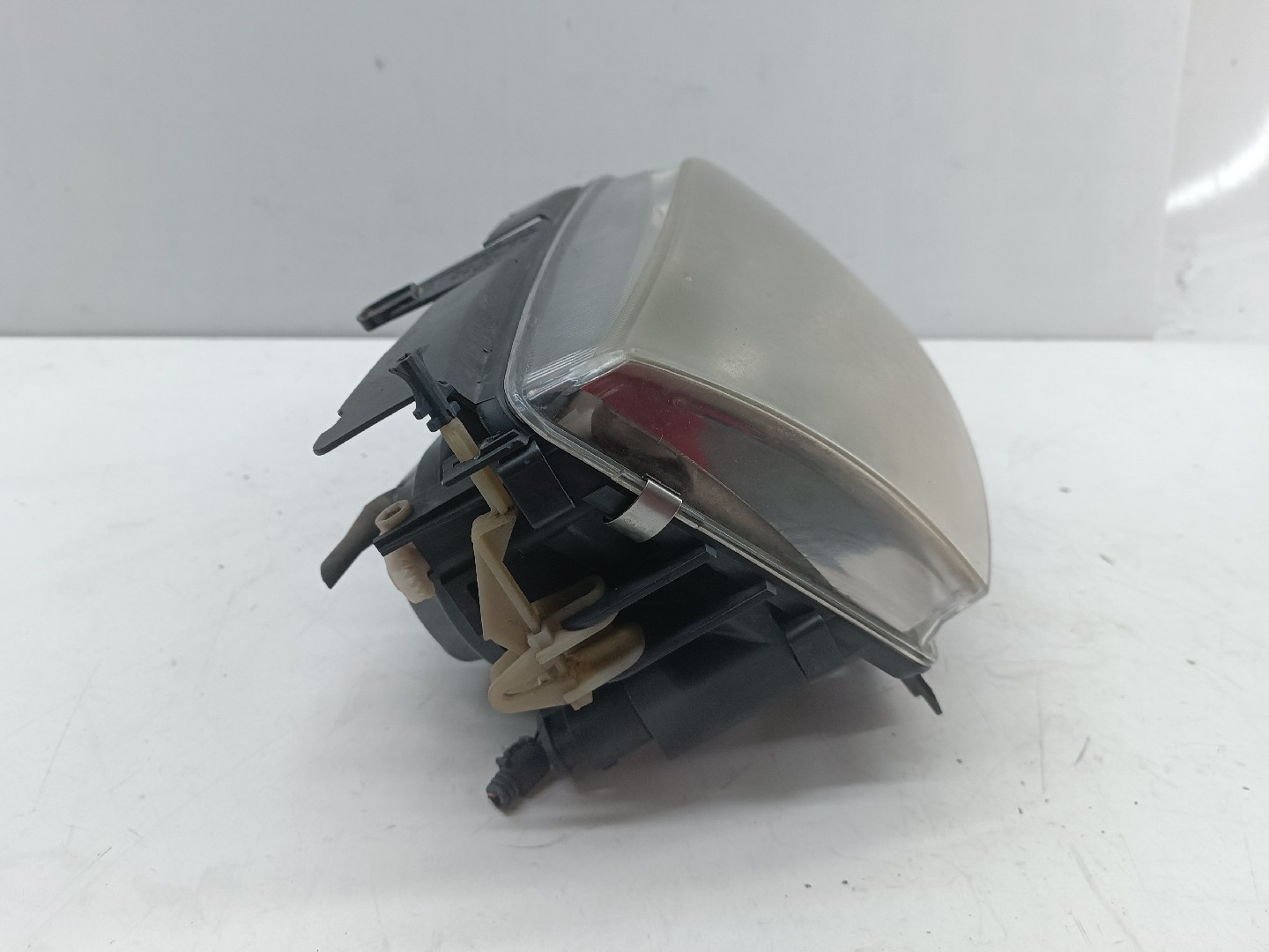 Ótica Direita VOLKSWAGEN POLO (6N1) | 94 - 99 Imagem-1