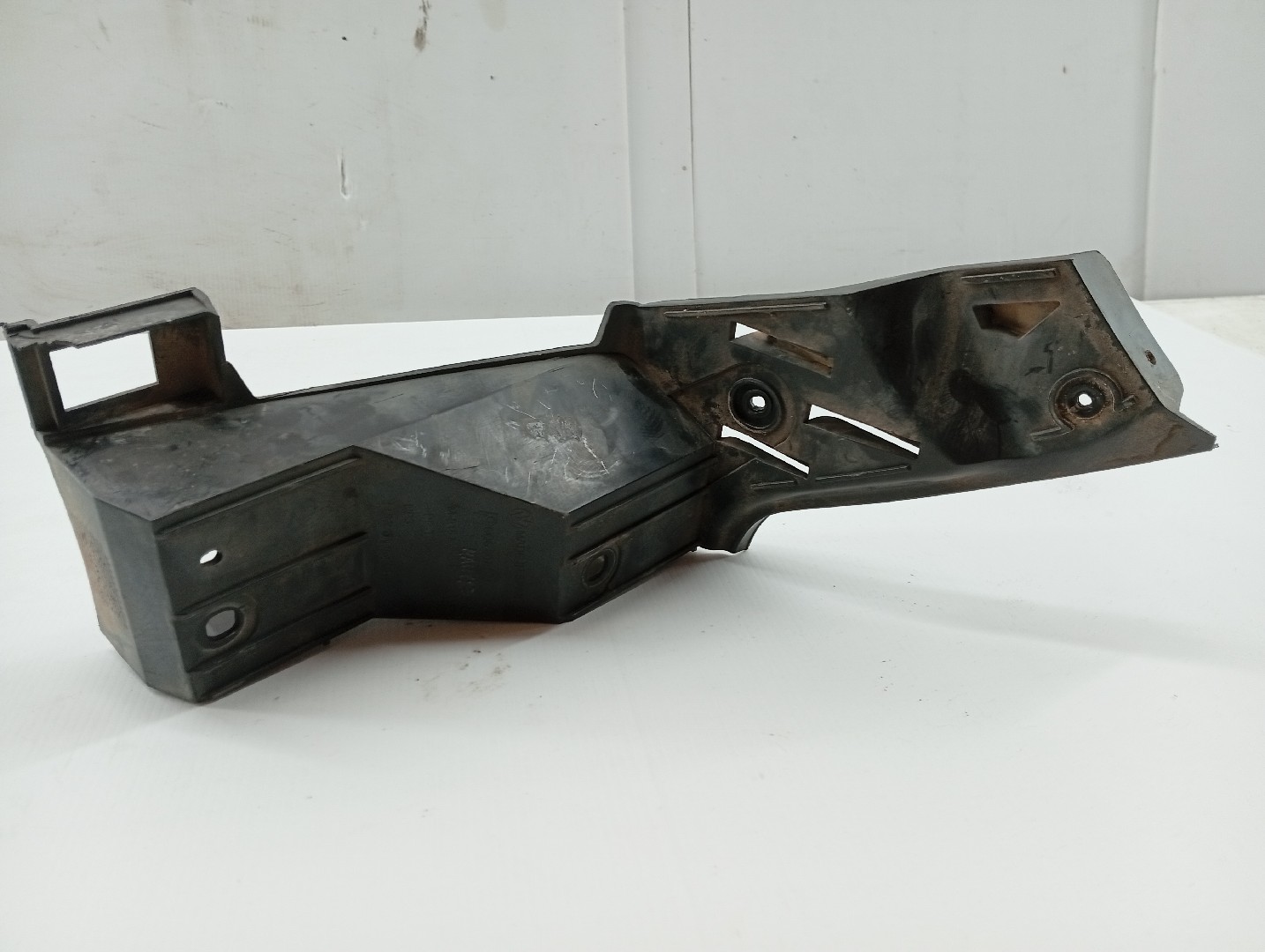 Guia de para-choques VOLKSWAGEN POLO (9N_) | 01 - 14 Imagem-4