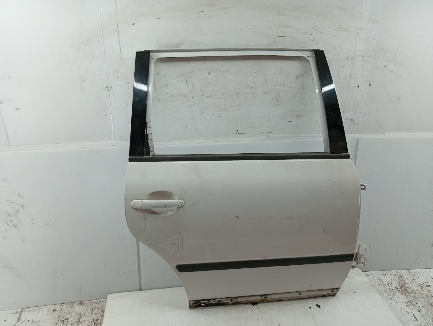 Porta Traseira Direita VOLKSWAGEN PASSAT Variant (3B5) | 97 - 01 Imagem-1