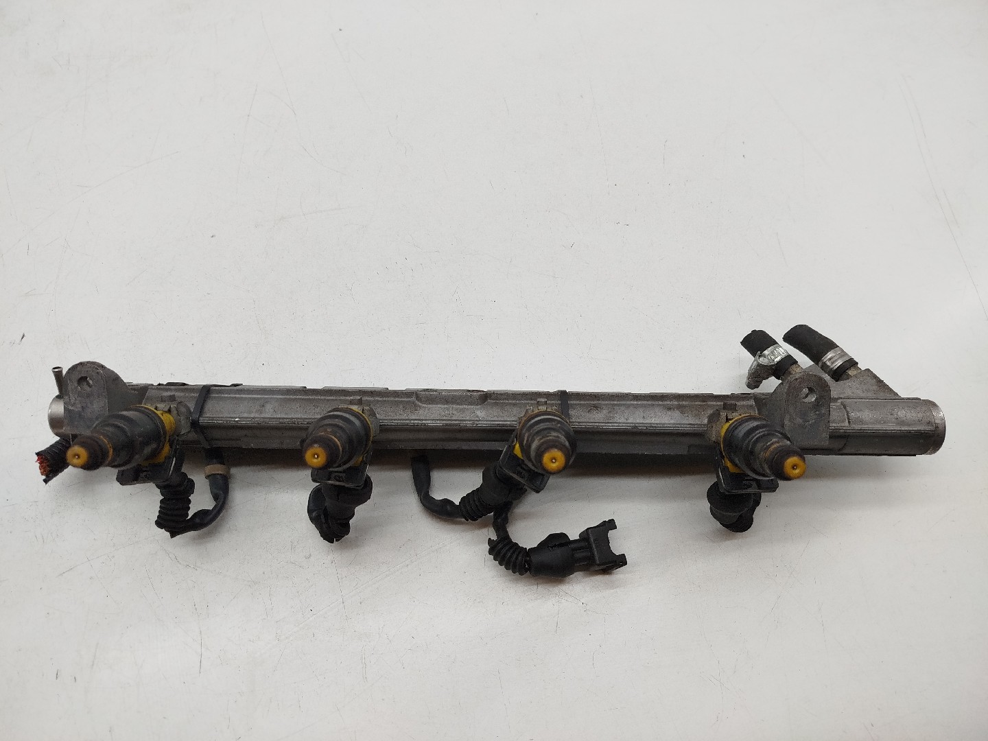 Regua de injeção ALFA ROMEO 146 (930_) | 94 - 01 Imagem-3