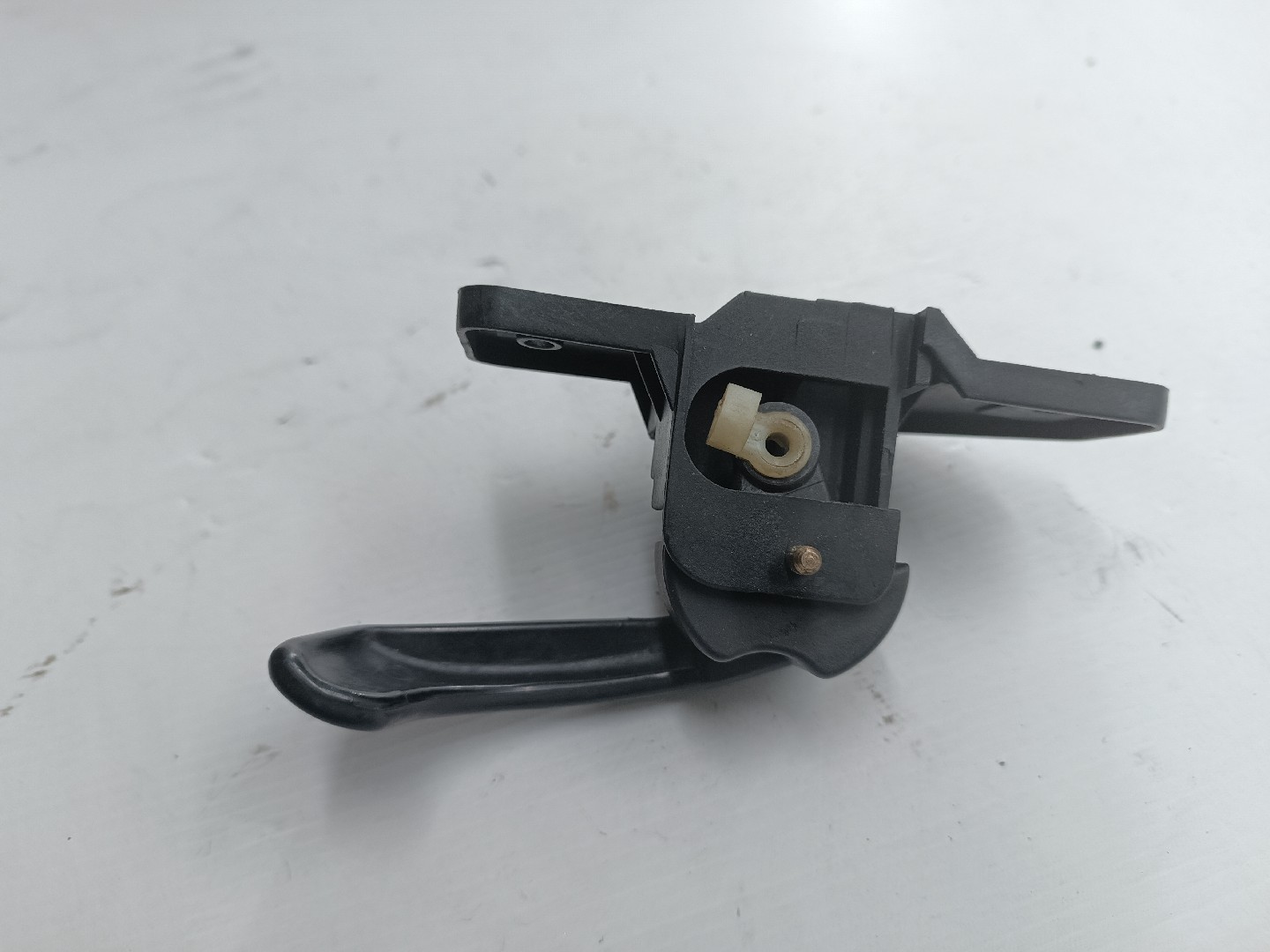 Puxador interior de porta traseira direita ALFA ROMEO 146 (930_) | 94 - 01 Imagem-1