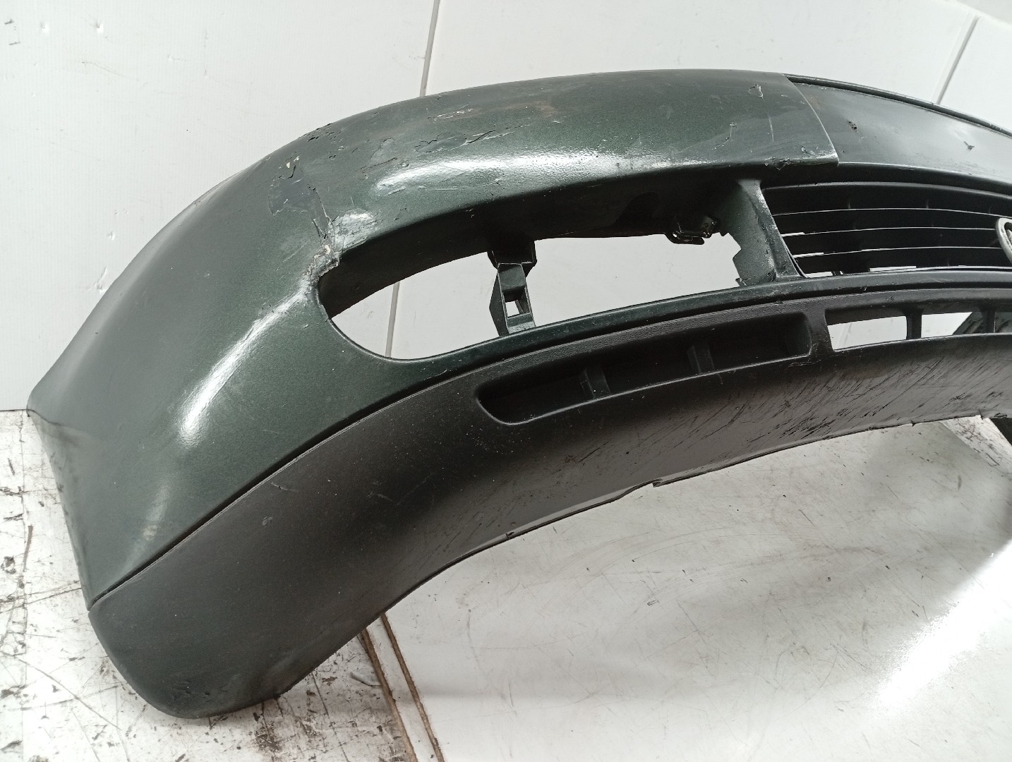 Para Choques Frente AUDI A4 (8D2, B5) | 94 - 01 Imagem-1