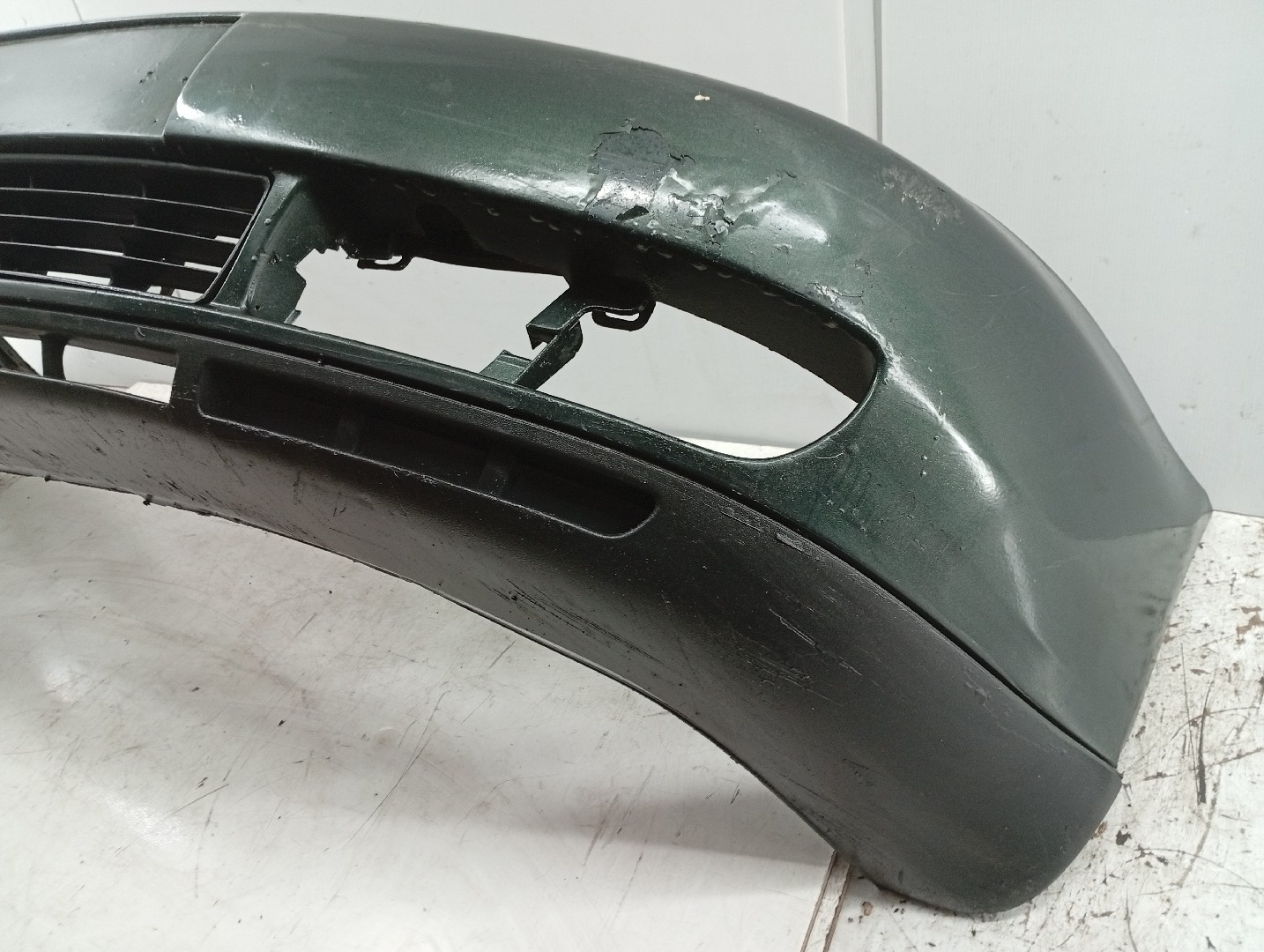 Para Choques Frente AUDI A4 (8D2, B5) | 94 - 01 Imagem-2