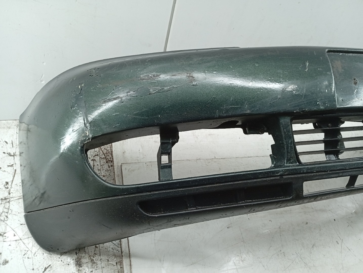 Para Choques Frente AUDI A4 (8D2, B5) | 94 - 01 Imagem-4