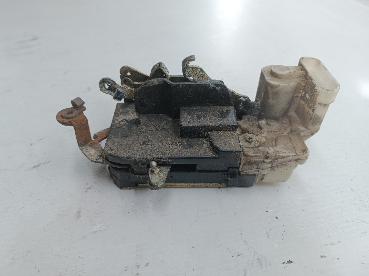 Fecho da Porta Frente Direito ALFA ROMEO 146 (930_) | 94 - 01 Imagem-2