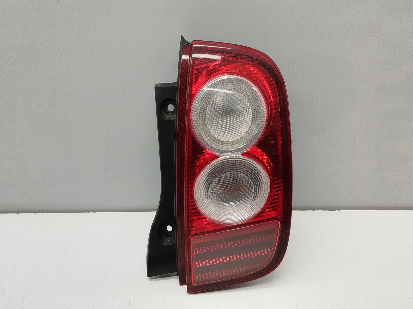 Farolim Stop Direito NISSAN MICRA III (K12) | 02 - 10 Imagem-8