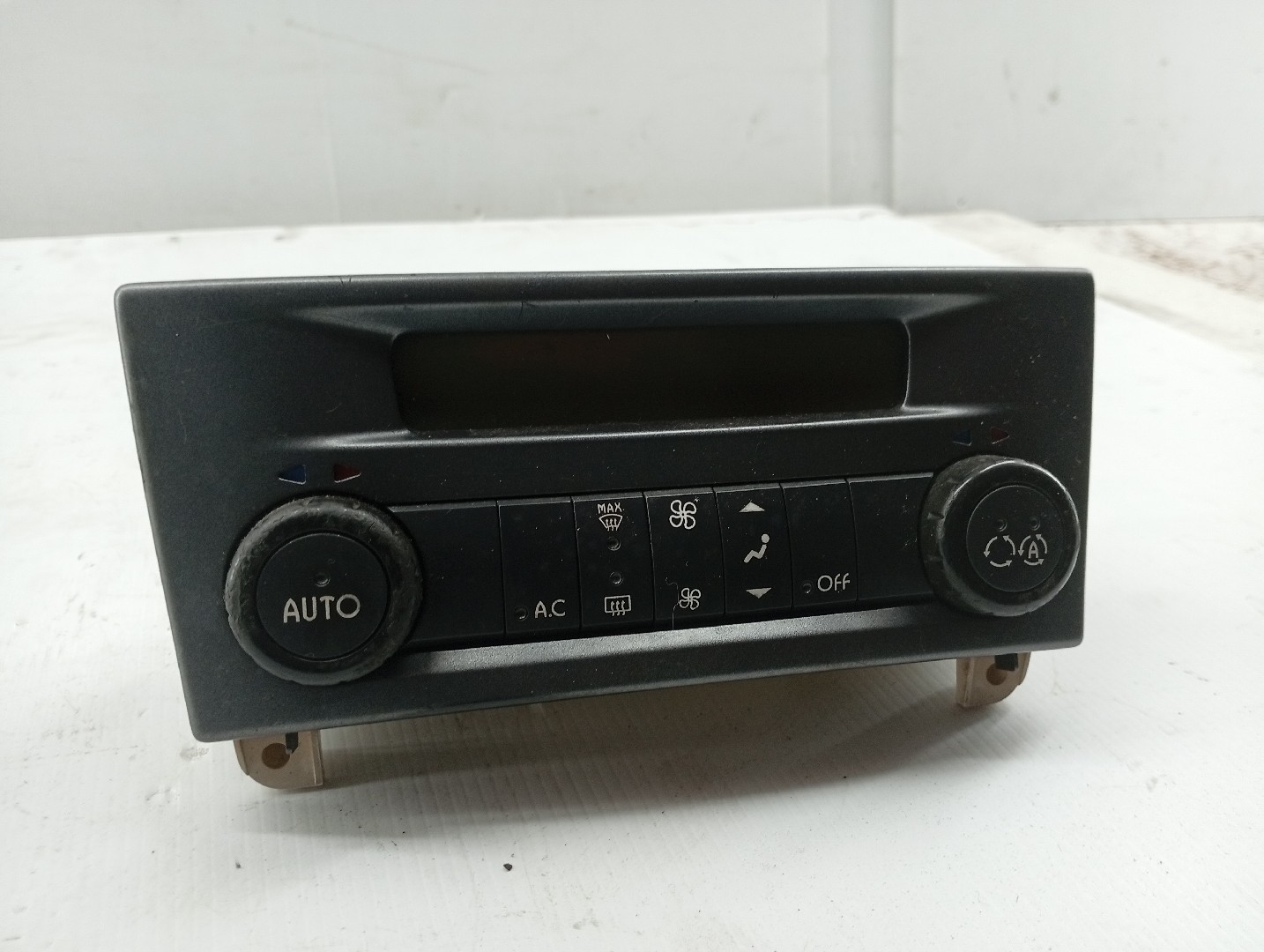 Comando Climatizaçao / Sofagem RENAULT LAGUNA II (BG0/1_) | 01 - 07