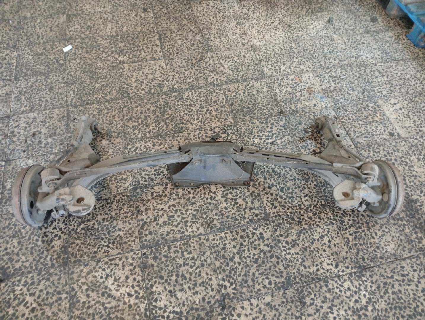 Eixo traseiro FIAT DOBLO Caixa/Combi (263_) | 10 - 