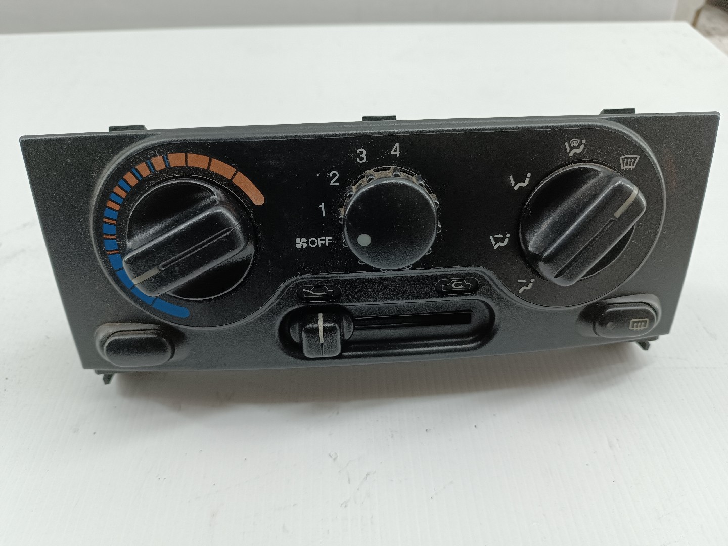 Comutador de Sofagem / Ar Condicionado DAEWOO LANOS (KLAT) | 97 -  Imagem-4