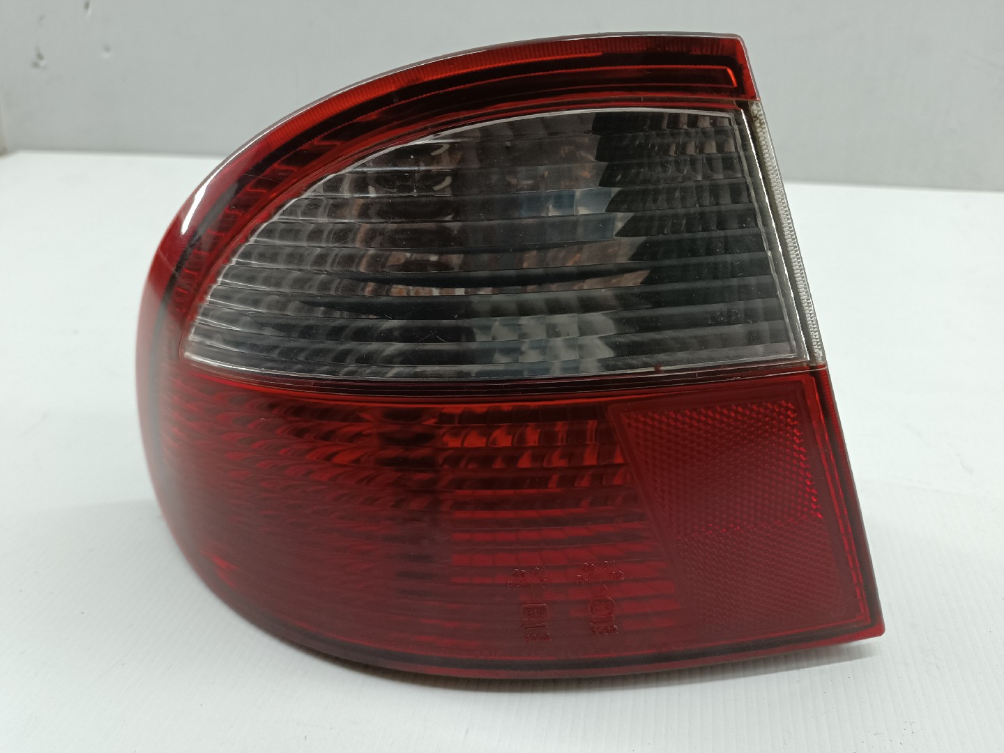 Farolim Stop Esquerdo DAEWOO LANOS (KLAT) | 97 -  Imagem-3